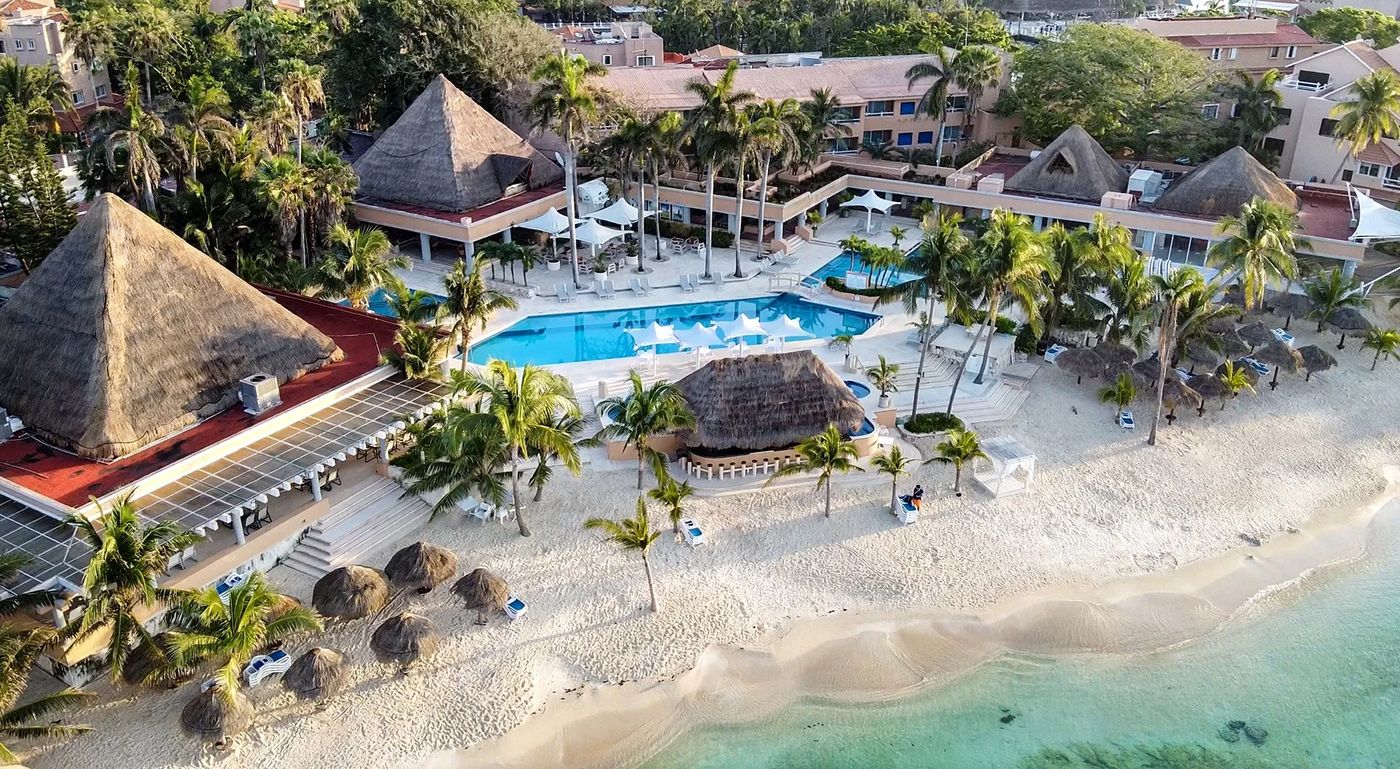 Beachfront · Puerto Aventuras